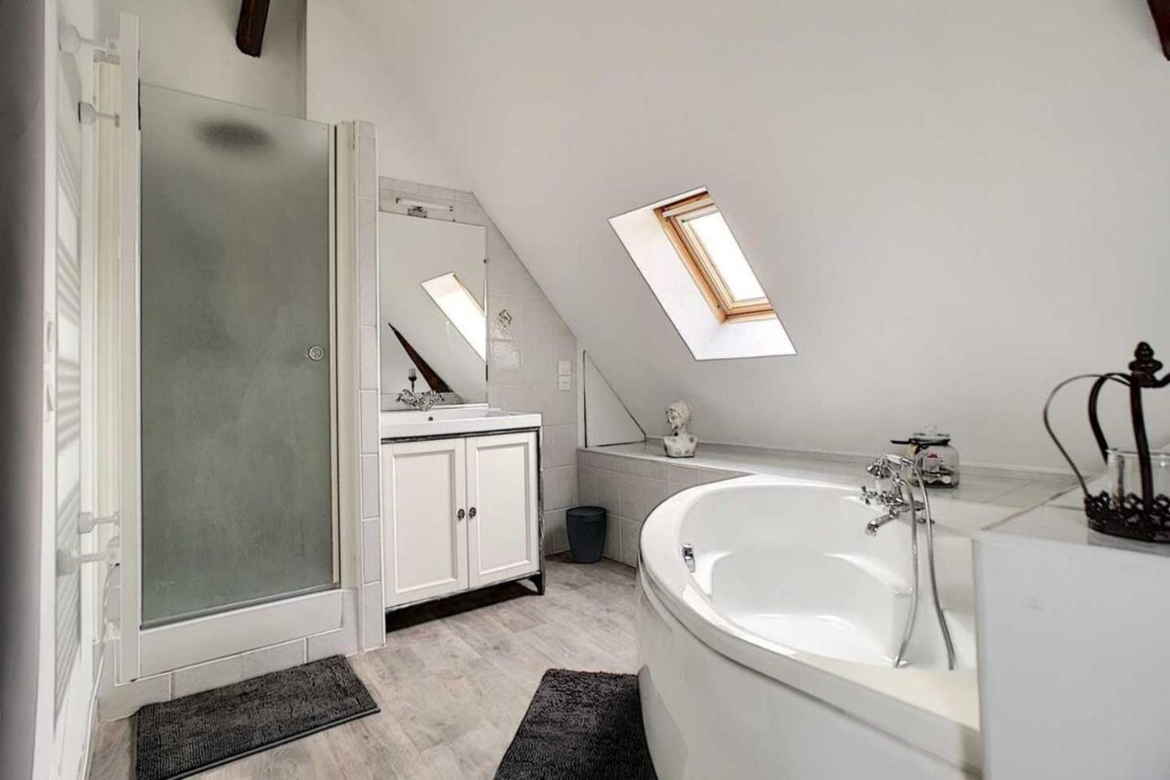 Le Boudoir D'Adelais - Duplex In The Center Of Amboise Apartment Exterior foto